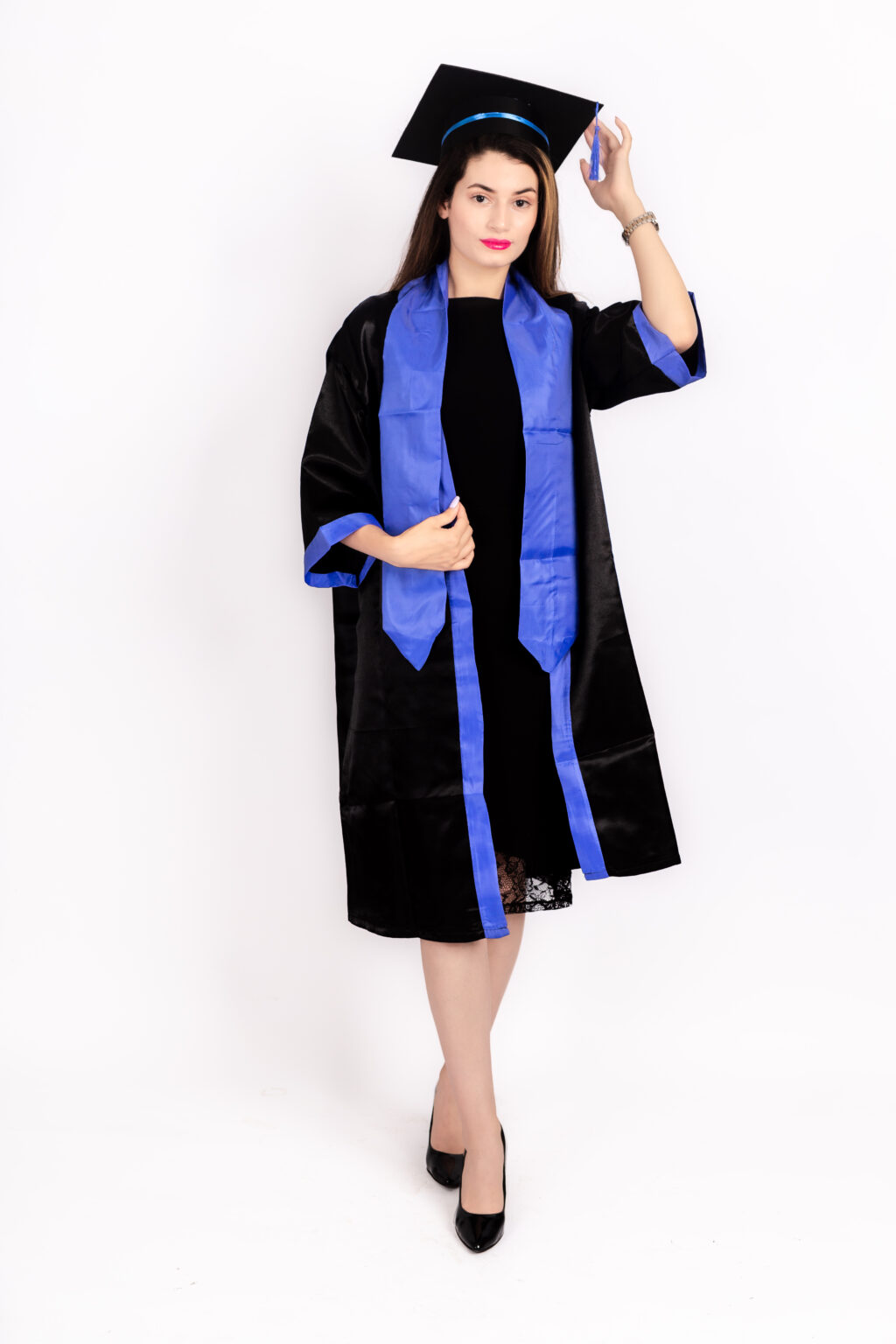 Tenue De Soutenance : Robe De Soutenance , Chapeau et Echarpe Bleu ...